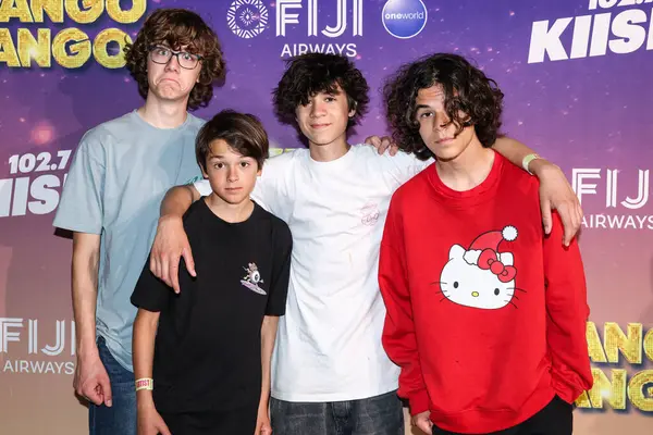 Cameron Trueblood, Ethan Trueblood, Mason Trueblood ve Dylan Trueblood müzik grubu Trueblood, 10 Mayıs 2025 'te Huntington Beach' te düzenlenen Fiji Havayolları tarafından sunulan iHeartRadio 'nun 102.7 KIIS FM Wango Tango 2025' ine geldiler.