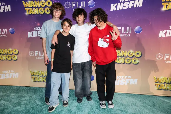 Cameron Trueblood, Ethan Trueblood, Mason Trueblood ve Dylan Trueblood müzik grubu Trueblood, 10 Mayıs 2025 'te Huntington Beach' te düzenlenen Fiji Havayolları tarafından sunulan iHeartRadio 'nun 102.7 KIIS FM Wango Tango 2025' ine geldiler.