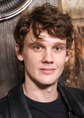 Amerikalı aktör, yazar ve yönetmen Hunter Doohan, 13 Mayıs 2025 'te Los Angeles' ta bulunan Akademi Sinema Müzesi 'ndeki Ted Mann Tiyatrosu' nda düzenlenen Amazon Prime Video 'nun' Motorheads '1. sezonunun Los Angeles Özel Gösterimi' ne geldi.     