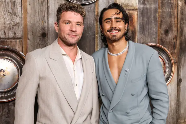 Ryan Phillippe ve Michael Cimino, 13 Mayıs 2025 'te Los Angeles, Kaliforniya' da bulunan Akademi Sinema Müzesi 'ndeki Ted Mann Tiyatrosu' nda düzenlenen Amazon Prime Video 'nun' Motorheads '1. sezonunun Los Angeles Özel Gösterimi' ne geldiler.  