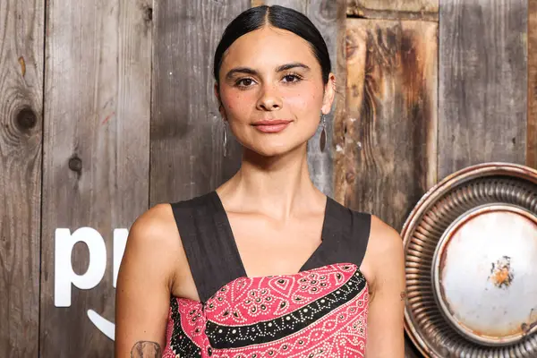 Amerikalı aktris YouTuber, manken ve etkili Sophia Esperanza, 13 Mayıs 2025 'te Los Angeles, CA' da bulunan Akademi Sinema Müzesi 'ndeki Ted Mann Tiyatrosu' nda düzenlenen Amazon Prime Video 'un' Motorheads '1. sezonunun Los Angeles özel gösterimine geldi.