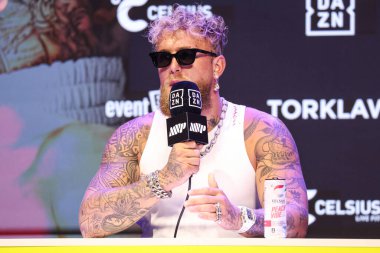 Amerikalı profesyonel boksör ve aktör Jake 'El Gallo de Dorado' Paul, 14 Mayıs 2025 'te Hollywood, Los Angeles, Kaliforniya, ABD' de düzenlenen Jake Paul - Julio Cesar Chavez Jr. Basın Konferansına katıldı..        