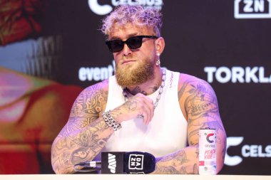 Amerikalı profesyonel boksör ve aktör Jake 'El Gallo de Dorado' Paul, 14 Mayıs 2025 'te Hollywood, Los Angeles, Kaliforniya, ABD' de düzenlenen Jake Paul - Julio Cesar Chavez Jr. Basın Konferansına katıldı.. 