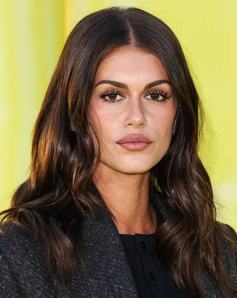 Amerikalı model ve aktris Kaia Gerber (Kaia Jordan), 14 Mayıs 2025 'te Hollywood Paladyumu' nda düzenlenen Amazon Prime Video 'nun 1.. 