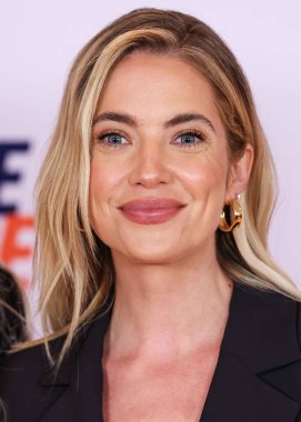 Veronica Swanson Sakalı giyen Amerikalı aktris, şarkıcı ve manken Ashley Benson, 16 Mayıs 2025 'te Century City, Los Angeles, Kaliforniya, ABD' deki Fairmont Century Plaza 'da düzenlenen 32..