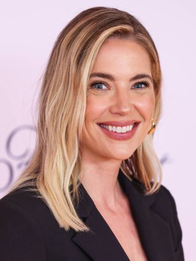 Veronica Swanson Sakalı giyen Amerikalı aktris, şarkıcı ve manken Ashley Benson, 16 Mayıs 2025 'te Century City, Los Angeles, Kaliforniya, ABD' deki Fairmont Century Plaza 'da düzenlenen 32..