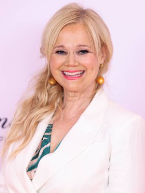 Veronica Swanson Sakal 'ı giyen Caroline Rhea, 16 Mayıs 2025' te Century City, Los Angeles, Kaliforniya, ABD 'deki Fairmont Century Plaza' da düzenlenen MS Gala 2025 'in 32..