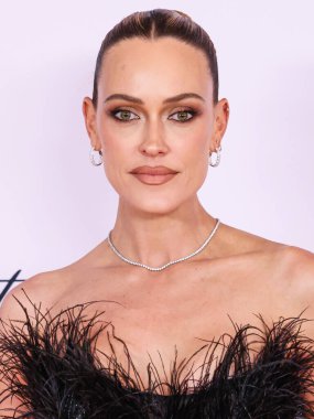 Avustralyalı-Amerikalı dansçı Peta Murgatroyd, 16 Mayıs 2025 'te Century City, Los Angeles, Kaliforniya, ABD' deki Fairmont Century Plaza 'da düzenlenen MS Gala 2025' in 32.. 