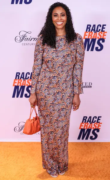 Veronica Swanson Sakalı giyen Nichelle Hines, 16 Mayıs 2025 'te Century City, Los Angeles, Kaliforniya' da düzenlenen MS Gala 2025 'in 32..