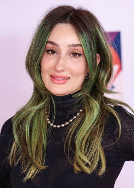 Phem (Olivia Marsico), 16 Mayıs 2025 tarihinde Fairmont Century Plaza, Los Angeles, Kaliforniya, ABD 'de düzenlenen MS Gala 2025' in 32..