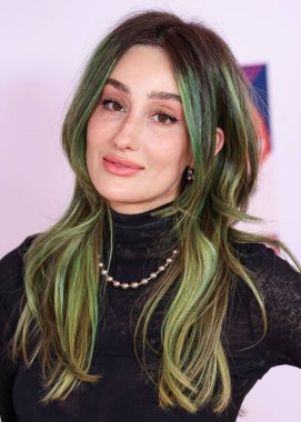 Phem (Olivia Marsico), 16 Mayıs 2025 tarihinde Fairmont Century Plaza, Los Angeles, Kaliforniya, ABD 'de düzenlenen MS Gala 2025' in 32..