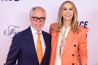 Tommy Hilfiger ve eşi Dee Ocleppo Hilfiger, 16 Mayıs 2025 'te Century City, Los Angeles, Kaliforniya, ABD' deki Fairmont Century Plaza 'da düzenlenen 32..