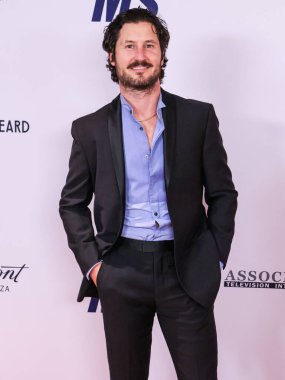 Ukraynalı-Amerikalı dansçı Valentin Chmerkovskiy, 16 Mayıs 2025 'te Century City, Los Angeles, Kaliforniya, ABD' deki Fairmont Century Plaza 'da düzenlenen 32..