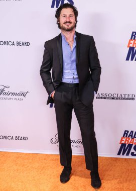 Ukraynalı-Amerikalı dansçı Valentin Chmerkovskiy, 16 Mayıs 2025 'te Century City, Los Angeles, Kaliforniya, ABD' deki Fairmont Century Plaza 'da düzenlenen 32..
