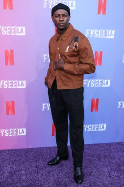 İngiliz aktör David Gyasi Netflix FYSEE LA - 'Diplomat' Sezon 2, ATAS Emmy FYC Özel Gösterim Etkinliği 'ne Huntington Kütüphanesi, Sanat Koleksiyonları ve San Marino, Los Angeles, Kaliforniya, ABD' deki Botanik Bahçeleri 'nde katıldı..