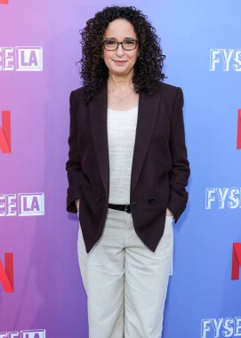 Debora Cahn Netflix FYSEE LA 'ya geldi -' Diplomat 'Sezon 2 Bölüm ATAS Emmy FYC Özel Gösterim Etkinliği Huntington Kütüphanesi, Sanat Koleksiyonları ve San Marino, Los Angeles, Kaliforniya, ABD' deki Botanik Bahçeleri 'nde gerçekleşti.