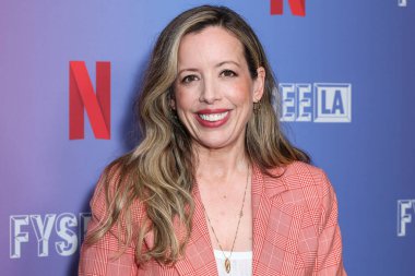 Amerikalı komedi yazarı ve yönetmeni Lang Fisher Netflix FYSEE LA - 'The Four Seasons' Sezon 1 ATAS Emmy FYC (Düşünceleriniz İçin) 19 Mayıs 2025 'te Aero Tiyatrosu' nda düzenlenen özel gösterim etkinliğine katıldı.       