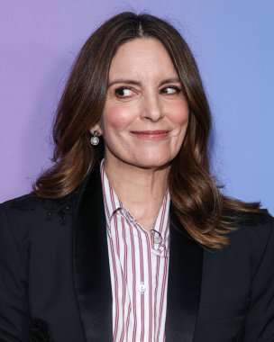 Amerikalı aktris, yapımcı, yazar ve komedyen Tina Fey, Netflix FYSEE LA 'ya varır -' The Four Seasons 'Sezon 1 ATAS Emmy FYC (Düşünceleriniz İçin) Özel Gösterim Etkinliği 19 Mayıs 2025' te Los Angeles, CA          