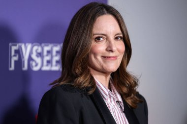 Amerikalı aktris, yapımcı, yazar ve komedyen Tina Fey, Netflix FYSEE LA 'ya varır -' The Four Seasons 'Sezon 1 ATAS Emmy FYC (Düşünceleriniz İçin) Özel Gösterim Etkinliği 19 Mayıs 2025' te Los Angeles, CA          