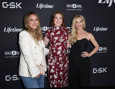 Haylie Duff, Amerikalı aktris ve televizyon sunucusu Alyson Hannigan ve Amerikalı aktris Sarah Michelle Gellar, 20 Mayıs 2025 'te ABD' nin Los Angeles kentinde bulunan 