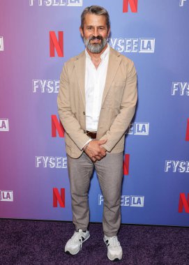 Prodüksiyon tasarımcısı Matthew Flood Ferguson 20 Mayıs 2025 'te Netflix FYSEE LA -' Canavarlar: The Lyle And Erik Menendez Story 'ATAS (Televizyon Sanatları ve Bilimleri Akademisi) Emmy FYC' ye (Sizin Düşünceleriniz İçin) geldi.