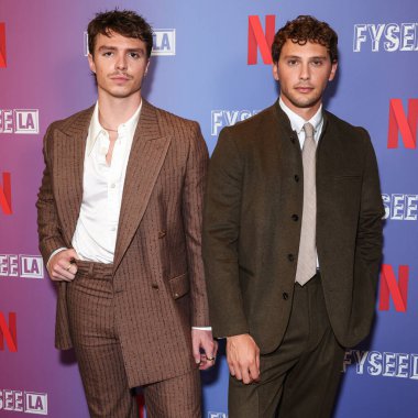 Amerikalı aktörler Nicholas Alexander Chavez ve Cooper Koch Netflix FYSEE LA 'ya -' Canavarlar: The Lyle and Erik Menendez Story 'ATAS (Televizyon Sanatları ve Bilimleri Akademisi) Emmy FYC (Sizin Düşünceleriniz İçin) 20 Mayıs 2025' te ABD 'nin Los Angeles kentinde geldiler.