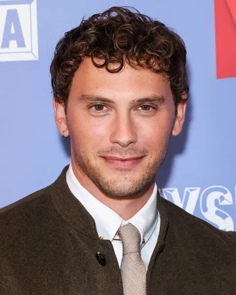 Amerikalı aktör Cooper Koch Netflix FYSEE LA 'ya geldi -' Canavarlar: The Lyle and Erik Menendez Story 'ATAS (Televizyon Sanatları ve Bilimleri Akademisi) Emmy FYC (Düşünceleriniz İçin)     