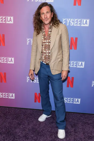 Amerikalı senarist, yönetmen ve aktör Ian Brennan, 20 Mayıs 2025 'te Netflix FYSEE LA -' Canavarlar: The Lyle and Erik Menendez Story 'ATAS (Televizyon Sanatları ve Bilimleri Akademisi) Emmy FYC' ye (Sizin Düşünceleriniz İçin) geldi.