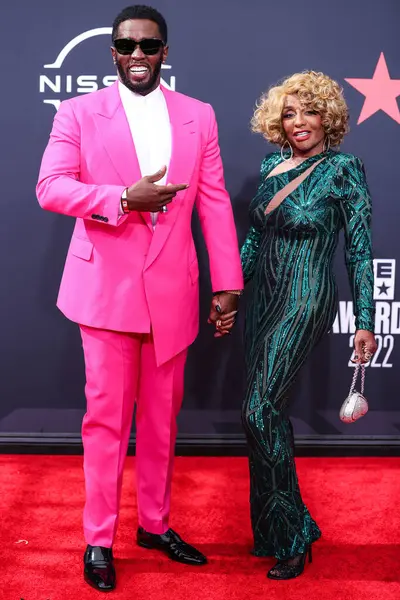 Sean 'Diddy' Combs 'un duruşması 9' uncu gün Cassie Ventura son gün savunma avukatlarıyla görüşüyor. LOS ANGELES, CALIFORNIA, ABD - 26 Haziran: Amerikalı rapçi, müzik yapımcısı ve kayıt yöneticisi Diddy 