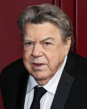 George Wendt 20 Mayıs 2025, Salı günü 76 yaşında öldü. Amerikalı aktör George Wendt, 15 Ocak 2024 'te Anne Kurt' ta düzenlenen Apple TV + 75. Geleneksel Emmy Ödülleri Partisi 'ne geldi..