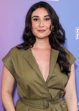 Amerikalı aktris Lilah Richcreek Estrada, Netflix FYSEE LA - 'A Man On the Inside' Sezon 1 ATAS (Televizyon Sanatları ve Bilimleri Akademisi) Emmy FYC (For Your Consideration) 'e 21 Mayıs 2025' te ABD 'nin Los Angeles kentinde geldi. 