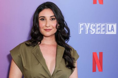 Amerikalı aktris Lilah Richcreek Estrada, Netflix FYSEE LA - 'A Man On the Inside' Sezon 1 ATAS (Televizyon Sanatları ve Bilimleri Akademisi) Emmy FYC (For Your Consideration) 'e 21 Mayıs 2025' te ABD 'nin Los Angeles kentinde geldi. 