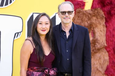 Karen Ho ve erkek arkadaşı Steve Buscemi Netflix 'in' Big Mouth 'un Los Angeles Premiere of Netflix' in 8. Sezon - The Final Season 'u 22 Mayıs 2025' te Hollywood 'da Hollywood, Los Angeles, Kaliforniya' da düzenlendi..