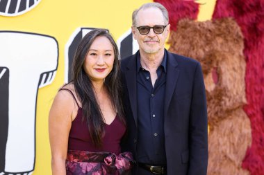 Karen Ho ve erkek arkadaşı Steve Buscemi Netflix 'in' Big Mouth 'un Los Angeles Premiere of Netflix' in 8. Sezon - The Final Season 'u 22 Mayıs 2025' te Hollywood 'da Hollywood, Los Angeles, Kaliforniya' da düzenlendi..