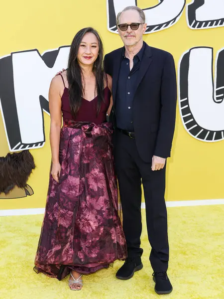 Karen Ho ve erkek arkadaşı Steve Buscemi Netflix 'in' Big Mouth 'un Los Angeles Premiere of Netflix' in 8. Sezon - The Final Season 'u 22 Mayıs 2025' te Hollywood 'da Hollywood, Los Angeles, Kaliforniya' da düzenlendi..