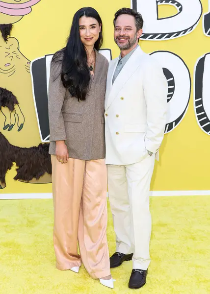 Lily Kwong ve kocası Nick Kroll, Netflix 'in' Big Mouth 'sezonunun Los Angeles Premiere of Netflix' in 8. Fotoğraf: Xavier Co