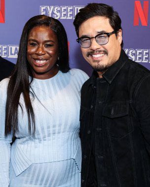 Amerikalı aktris Uzo Aduba ve Amerikalı aktör ve film yapımcısı Randall Park Netflix FYSEE LA 'ya geldiler -' The Residence 'Sezon 1, ATAS Resmi Emmy FYC Etkinliği Hollywood Legion Tiyatrosu, Los Angeles, Kaliforniya, ABD.