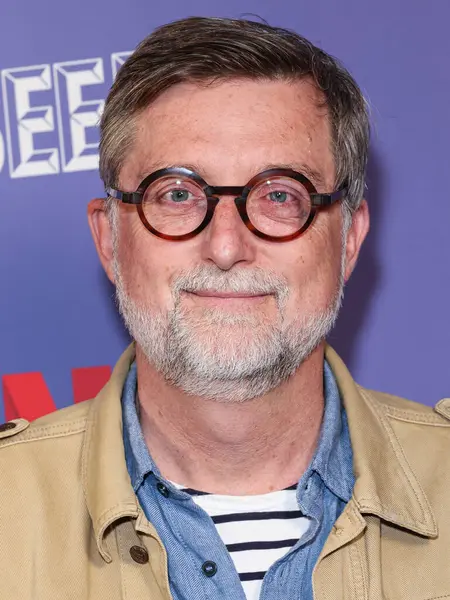 Fransız-Amerikalı yapım tasarımcısı Francois Audouy Netflix FYSEE LA 'ya geldi -' The Residence 'Sezon 1 ATAS Resmi Emmy FYC Etkinliği Hollywood Legion Theater' da yapıldı Hollywood, Los Angeles, Kaliforniya, ABD.