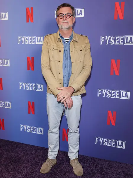 Fransız-Amerikalı yapım tasarımcısı Francois Audouy Netflix FYSEE LA 'ya geldi -' The Residence 'Sezon 1 ATAS Resmi Emmy FYC Etkinliği Hollywood Legion Theater' da yapıldı Hollywood, Los Angeles, Kaliforniya, ABD.