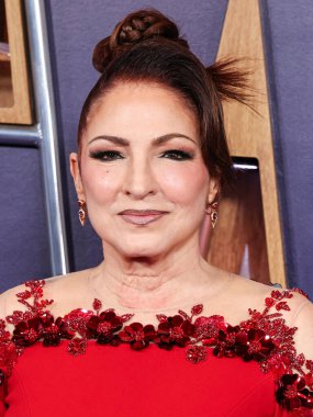 Gloria Estefan, 26 Mayıs 2025 'te Las Vegas Fontainebleau' da düzenlenen 2025 Amerikan Müzik Ödülleri 'ne geldi..