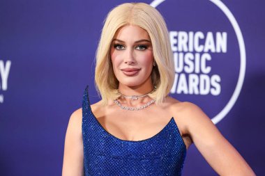 Heidi Montag, 26 Mayıs 2025 'te Las Vegas Fontainebleau' da düzenlenen 2025 Amerikan Müzik Ödülleri 'ne ulaştı..