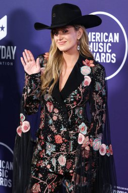 Rahul Mishra 'yı giyen Lainey Wilson, 26 Mayıs 2025' te Las Vegas Fontainebleau 'da düzenlenen 2025 Amerikan Müzik Ödülleri' ne ulaştı..         