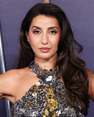 Nora Fatehi, 26 Mayıs 2025 'te Las Vegas Fontainebleau' da düzenlenen 2025 Amerikan Müzik Ödülleri 'ne ulaştı..      