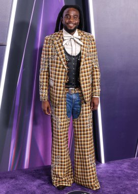 Shaboozey arrives at the 2025 American Music Awards held at the Fontainebleau Las Vegas on May 26, 2025 in Las Vegas, Nevada, United States.       