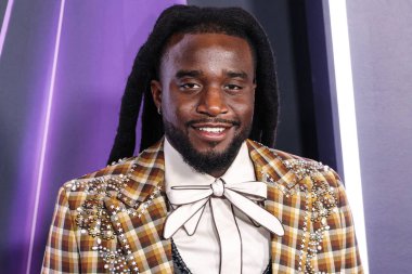 Shaboozey arrives at the 2025 American Music Awards held at the Fontainebleau Las Vegas on May 26, 2025 in Las Vegas, Nevada, United States.       