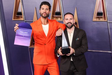 Dan + Shay 'den Dan Smyers ve Shay Mooney, Favori Country İkili veya Grup ödülünü kazananlar, 26 Mayıs 2025' te Las Vegas, Las Vegas 'ta düzenlenen 2025 Amerikan Müzik Ödüllerinde poz verdiler..        