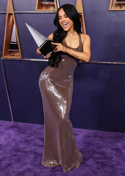 Favori Latin Kadın Sanatçı Ödülü sahibi Becky G, 26 Mayıs 2025 'te Las Vegas, Las Vegas' ta düzenlenen 2025 Amerikan Müzik Ödülleri 'nde poz verdi..