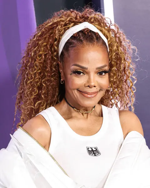 Simge Ödülü sahibi Janet Jackson, 26 Mayıs 2025 'te Las Vegas, Las Vegas' ta düzenlenen 2025 Amerikan Müzik Ödülleri 'nde poz verdi.. 