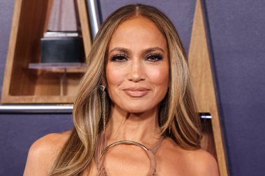 Jennifer Lopez (J.Lo), 26 Mayıs 2025 tarihinde Las Vegas, Nevada, ABD 'de düzenlenen Fontainebleau Las Vegas' ta düzenlenen 2025 Amerikan Müzik Ödüllerinde savunma pozu verdi..