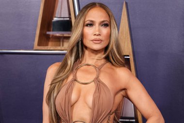 Jennifer Lopez (J.Lo), 26 Mayıs 2025 tarihinde Las Vegas, Nevada, ABD 'de düzenlenen Fontainebleau Las Vegas' ta düzenlenen 2025 Amerikan Müzik Ödüllerinde savunma pozu verdi..